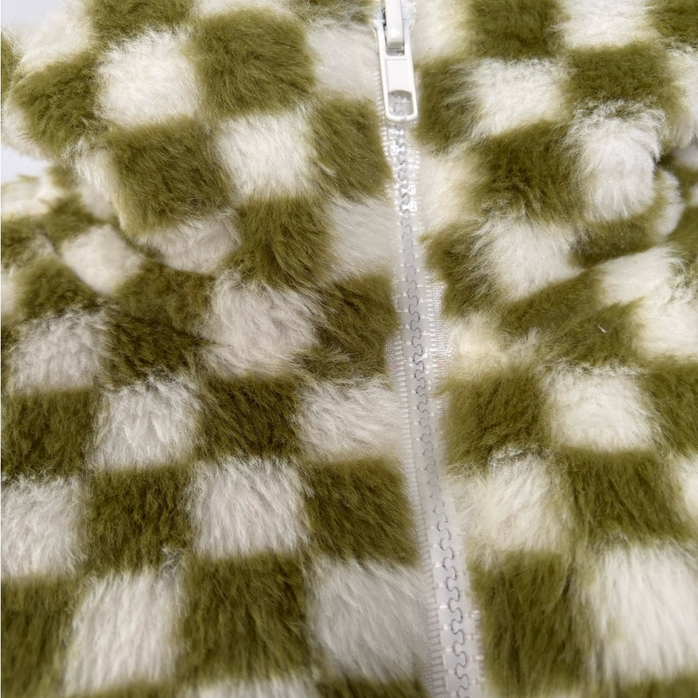 GiGiO USA Lightweight plush jacket 
moss green & white checks
NWOT - Picture 2 of 7